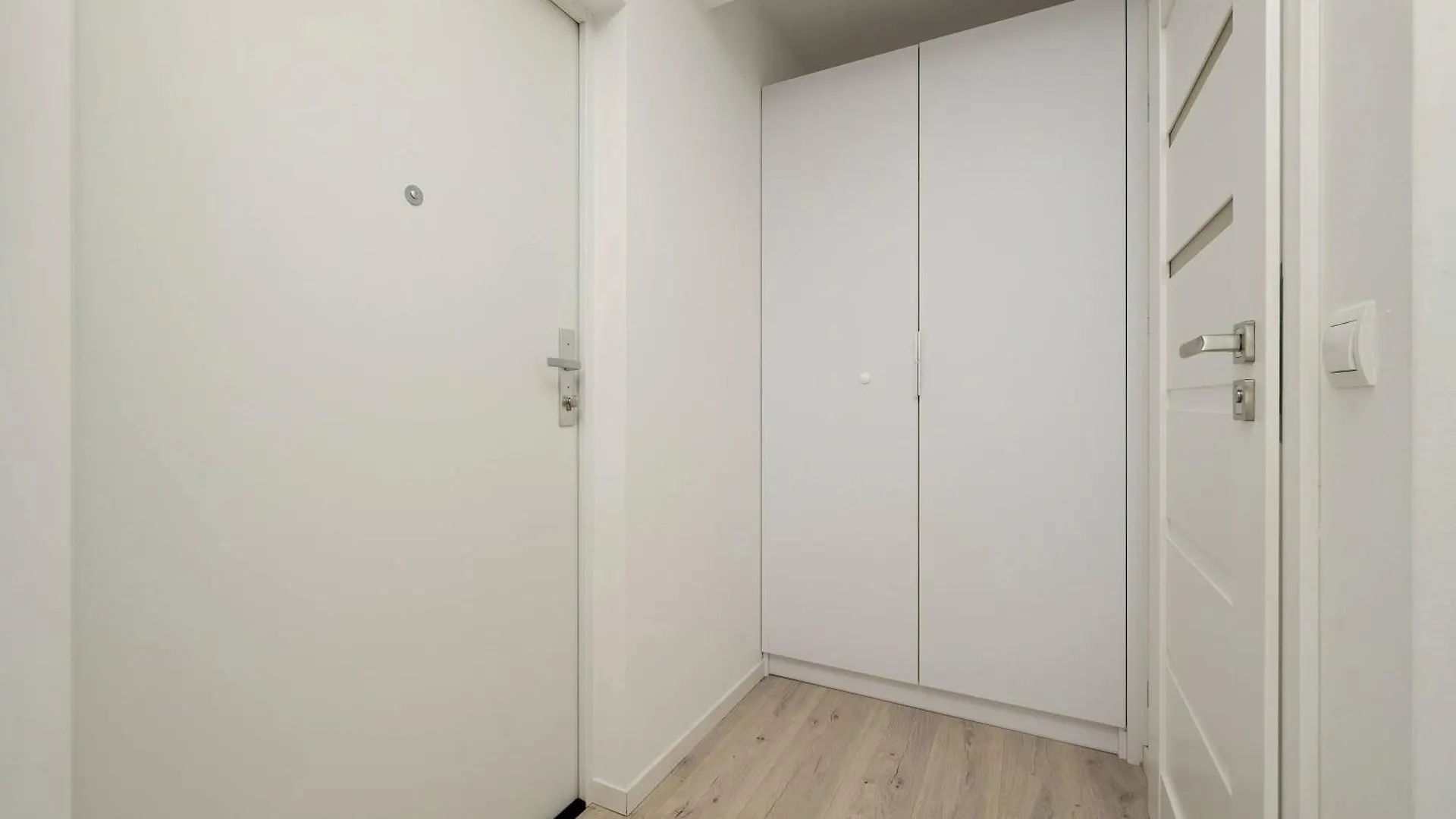 Bright & Modern Studio Kepa Mieszczanska By Noclegi Renters Вроцлав Апартаменты